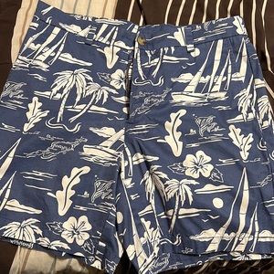 Vineyard Vines mens shorts